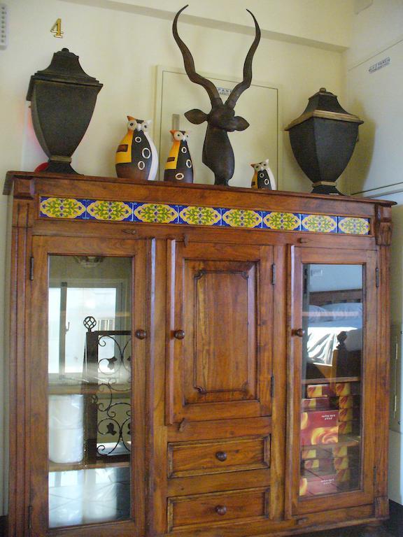 Alongs Garden Bed & Breakfast Kota Tua Kota Tua Hengchun Bagian luar foto